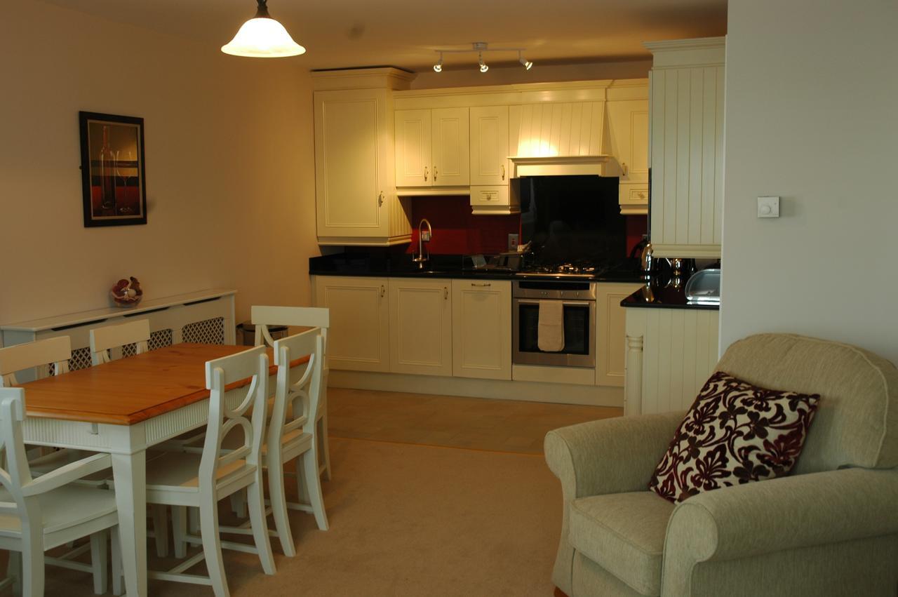 Moyvalley Hotel Self Catering Cottages Dış mekan fotoğraf