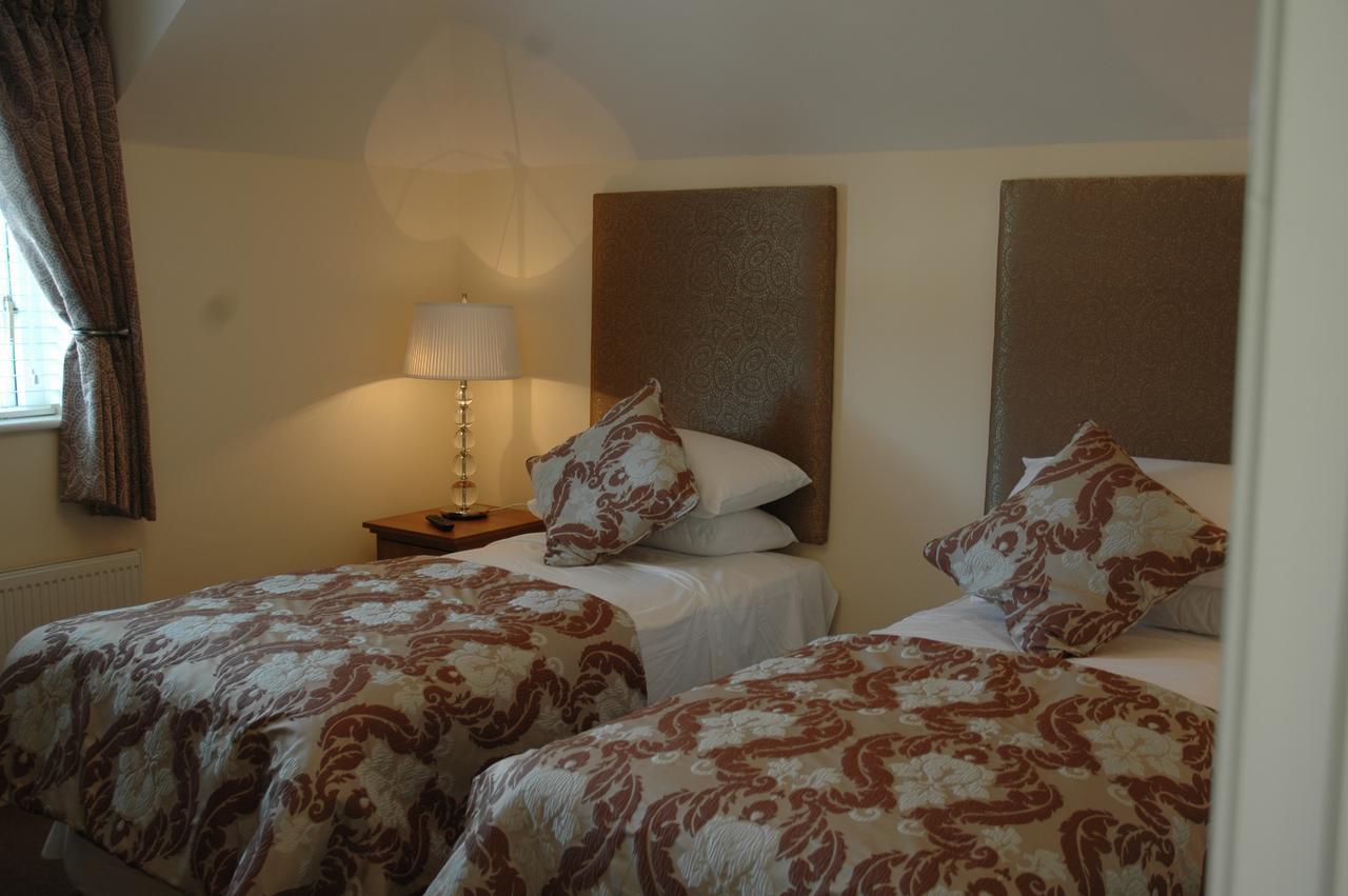 Moyvalley Hotel Self Catering Cottages Dış mekan fotoğraf